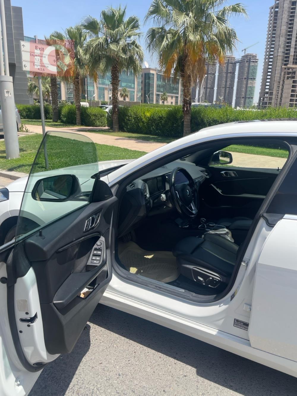 بي ام دبليو الفئة 2